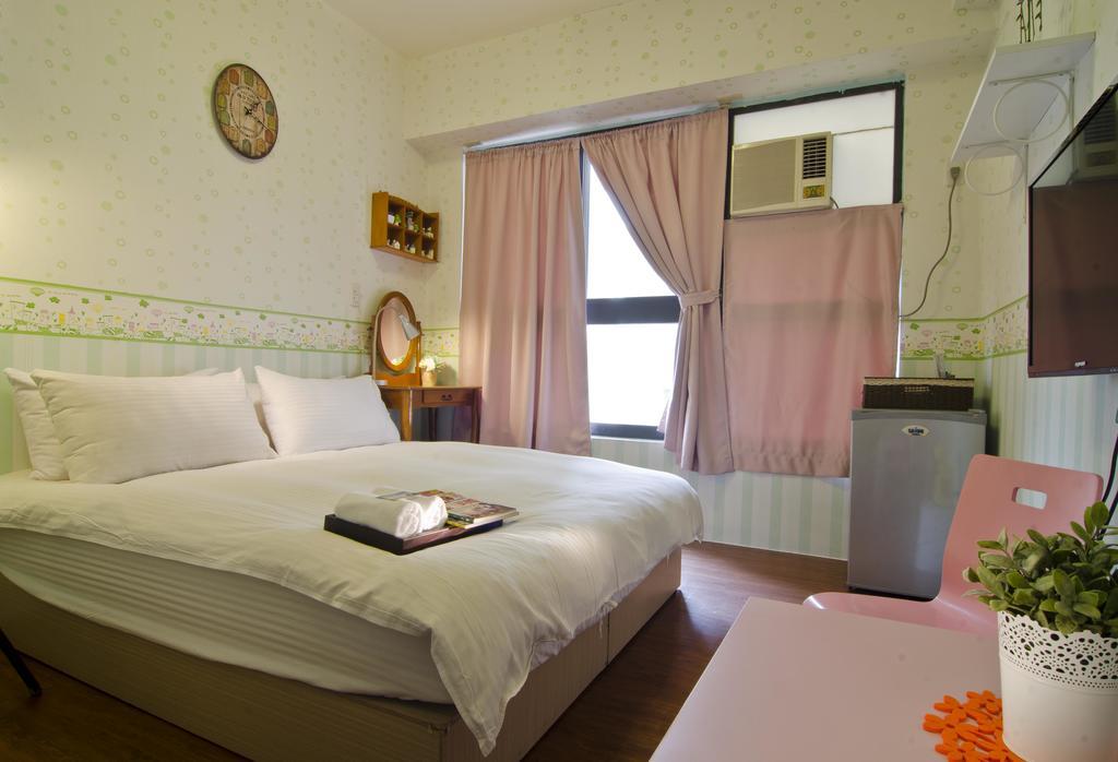 Star Hostel 台中市 エクステリア 写真