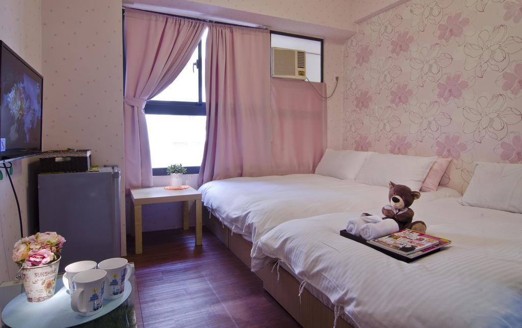 Star Hostel 台中市 エクステリア 写真